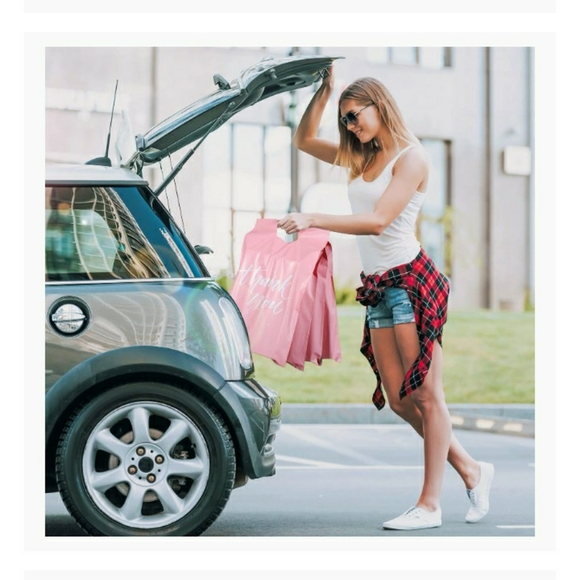 New Handle Design shipping bags w Handles - Picture 2 of 12